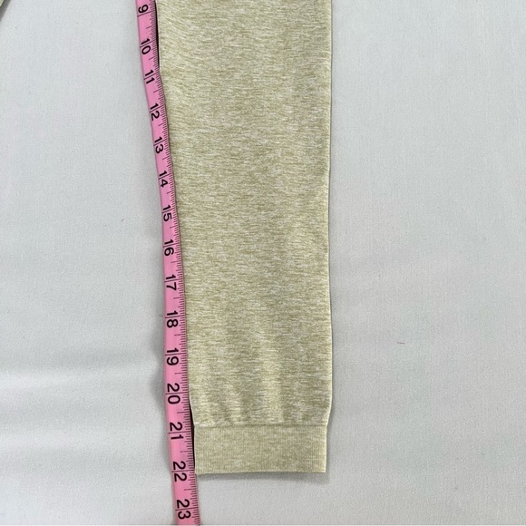 Gymshark Leggings Women XS Tan Seamless Crop Energy Athletic T - Picture 4 of 7